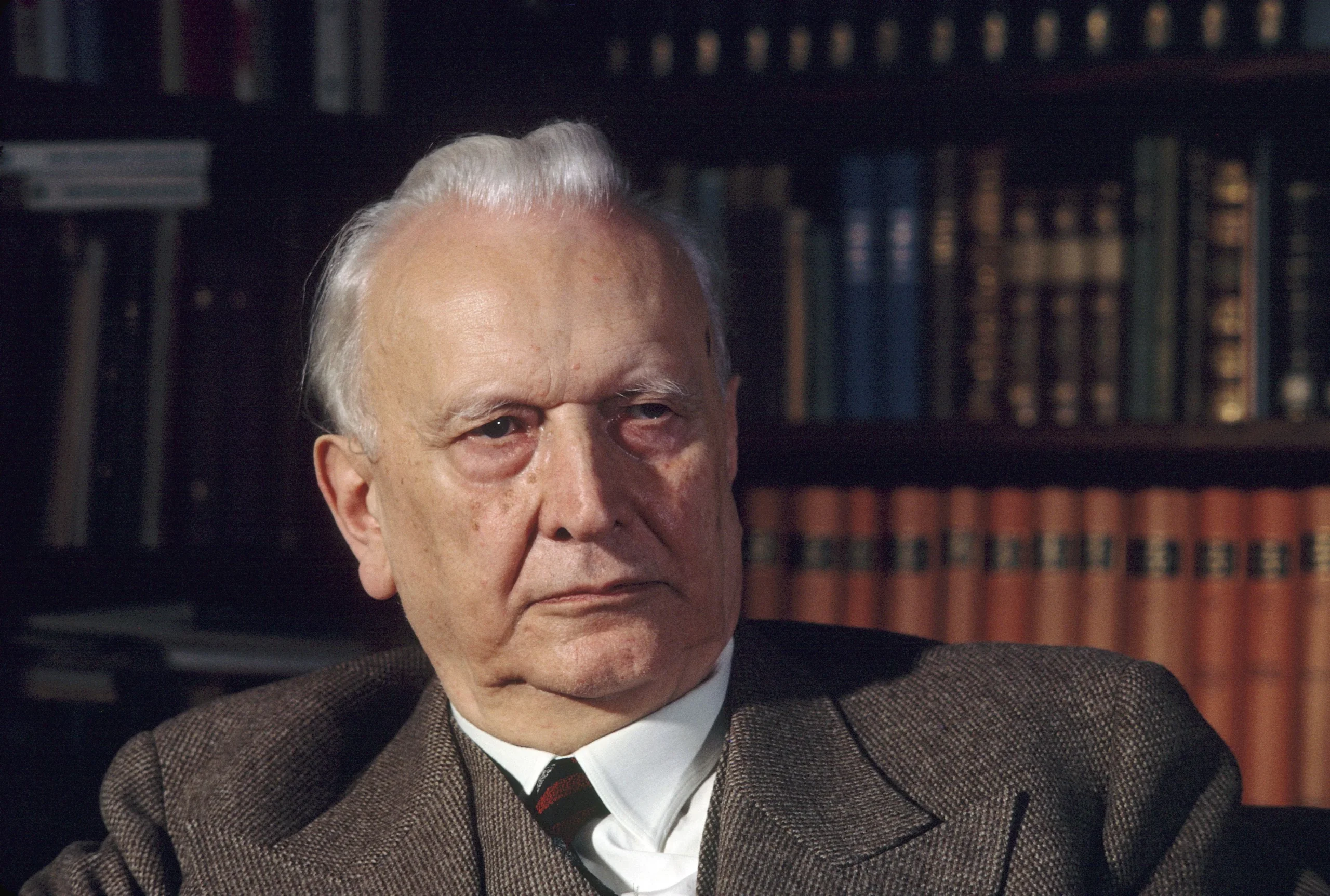 Karl Jaspers.